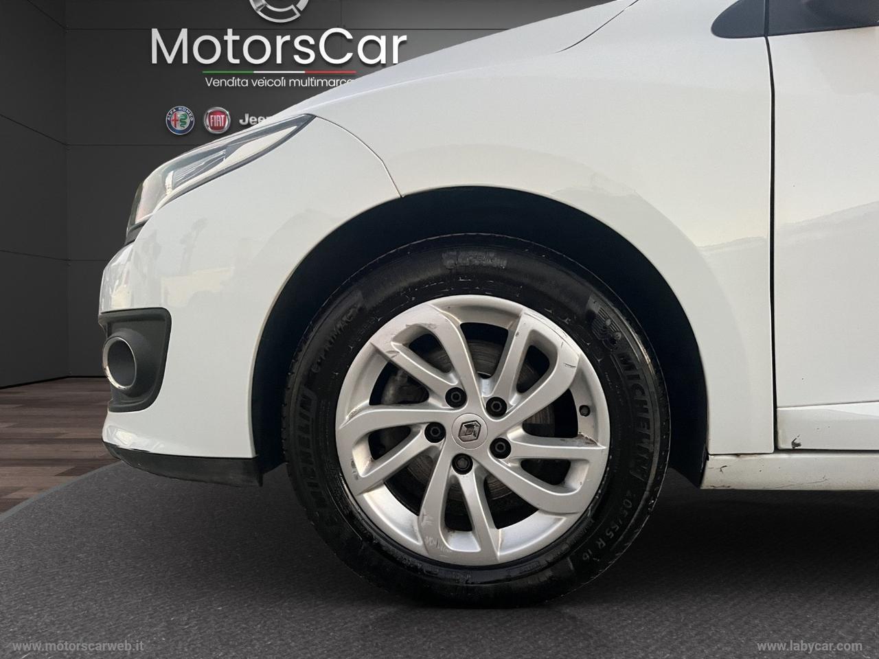 RENAULT Mégane 1.5 dCi 95 CV Wave