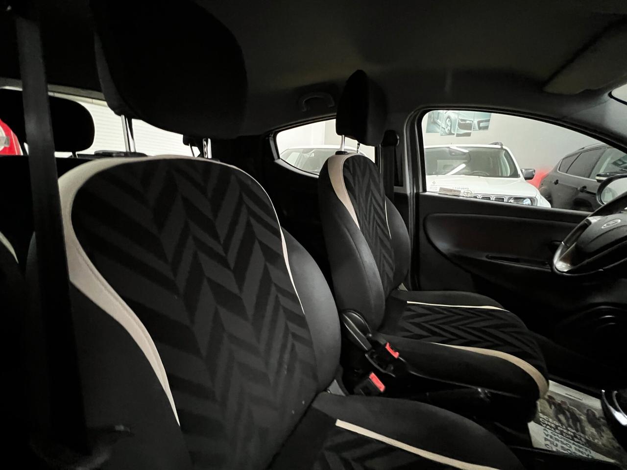 Lancia Ypsilon 1.3 MJT 16V 95 CV 5 porte S&S Platinum