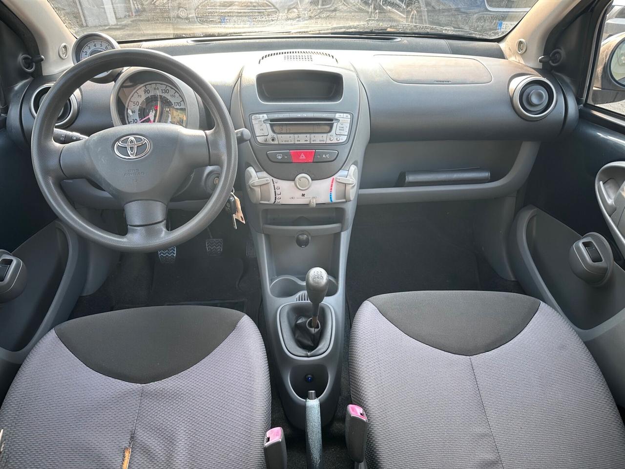 Toyota Aygo 1.0 12V VVT-i 5 porte Sol*NEOPATENTATI