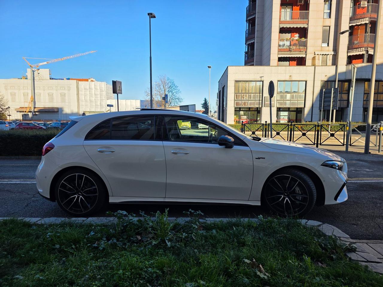 Mercedes-Benz A 35 AMG A-Class #8119