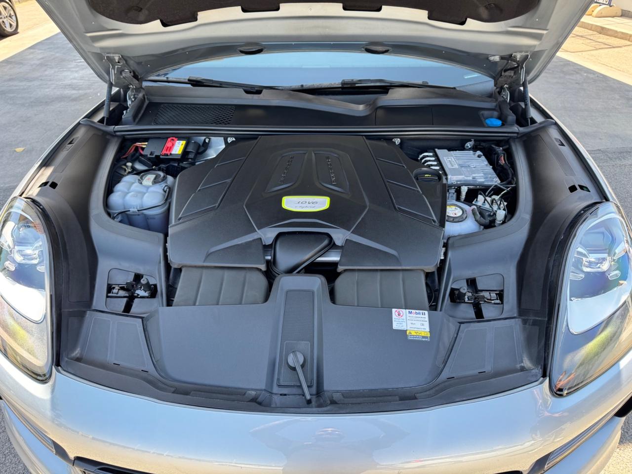 Porsche Cayenne 3.0 V6 E-Hybrid open edition uni pro italiana