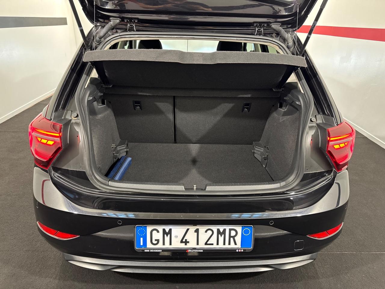 Volkswagen Polo Style, fanali full led IQ LIGHT, APPLECARPLAY & ANDROID AUTO, PARCHRGGIO AUTOMATICO,