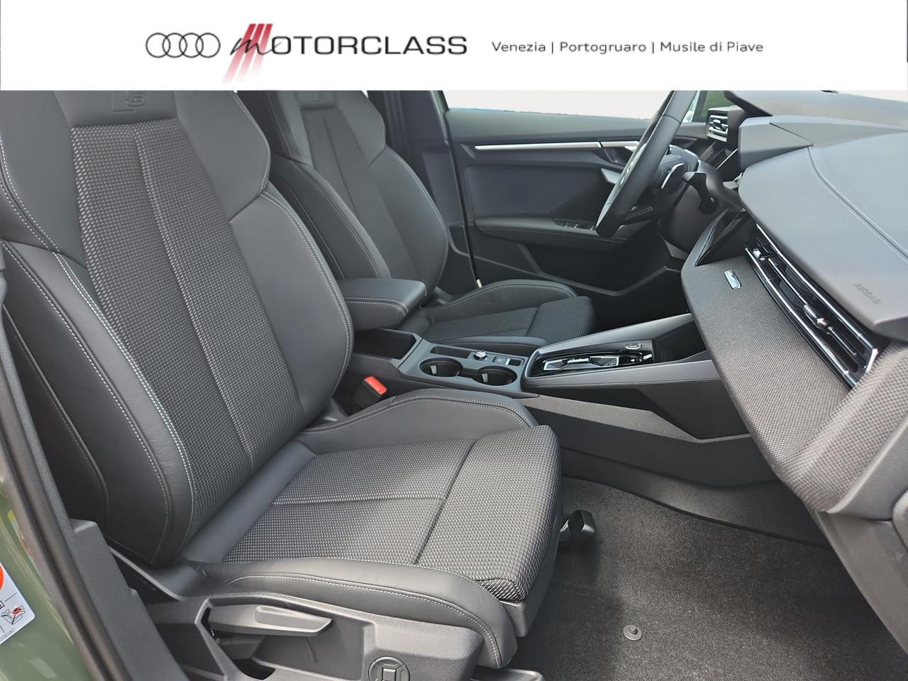 Audi A3 allstreet 30 2.0 tdi identity contrast s tronic