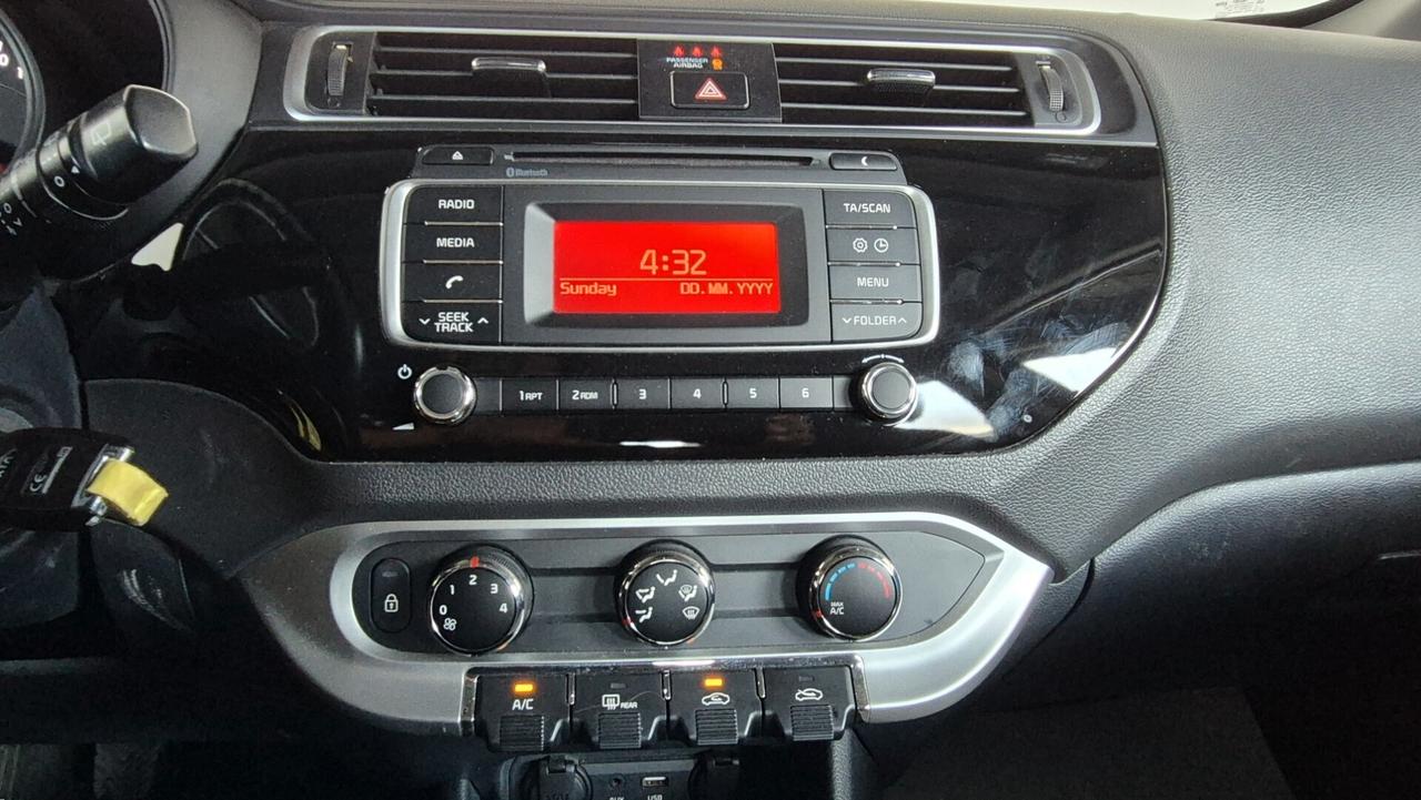 Kia Rio 1.1 CRDi 5p. Active (Ok Neopatentati)