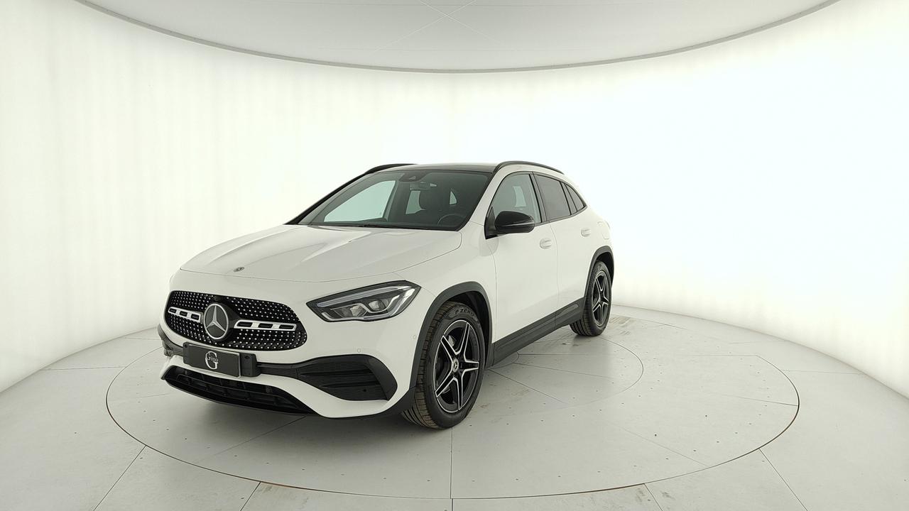 Mercedes-Benz GLA 200 d Premium 4matic auto