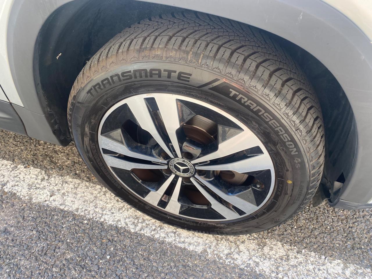 Mercedes-benz GLB 200 d Automatic Premium gomme. Nuove