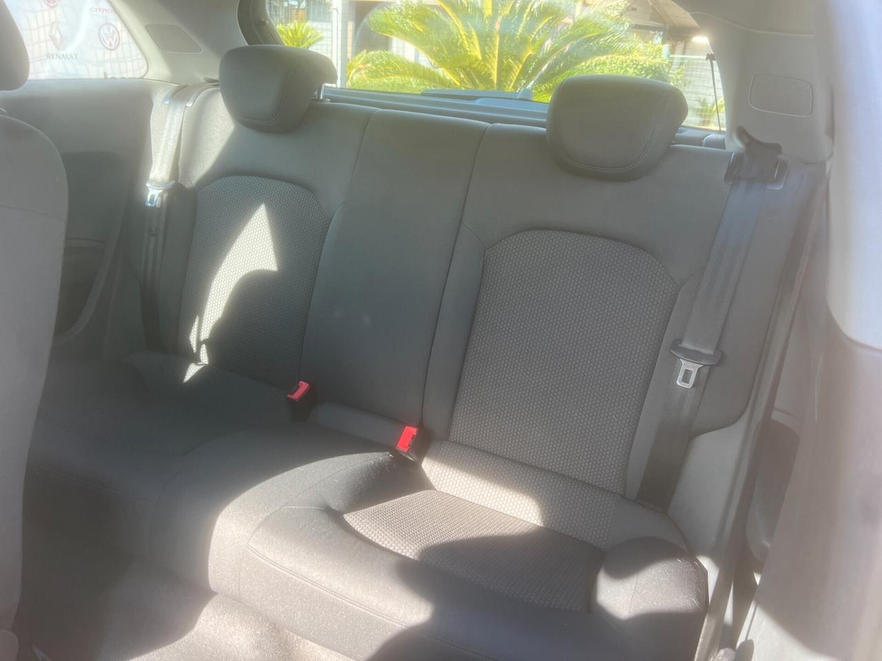 Audi A1 1.6 TDI 105CV-2010"UNIPRO PERFETTA"