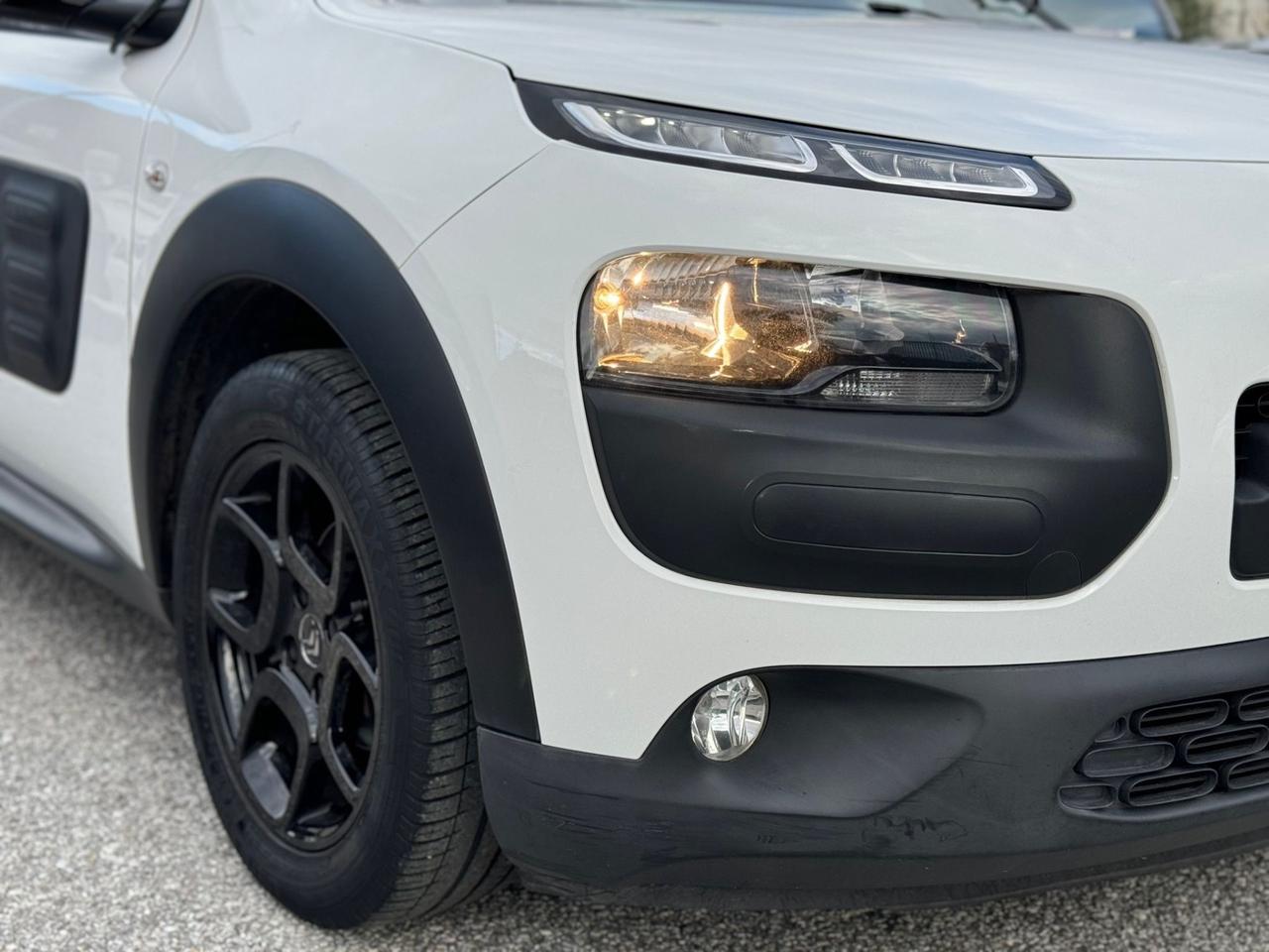 Citroen C4 Cactus PureTech 82 Shine Edition