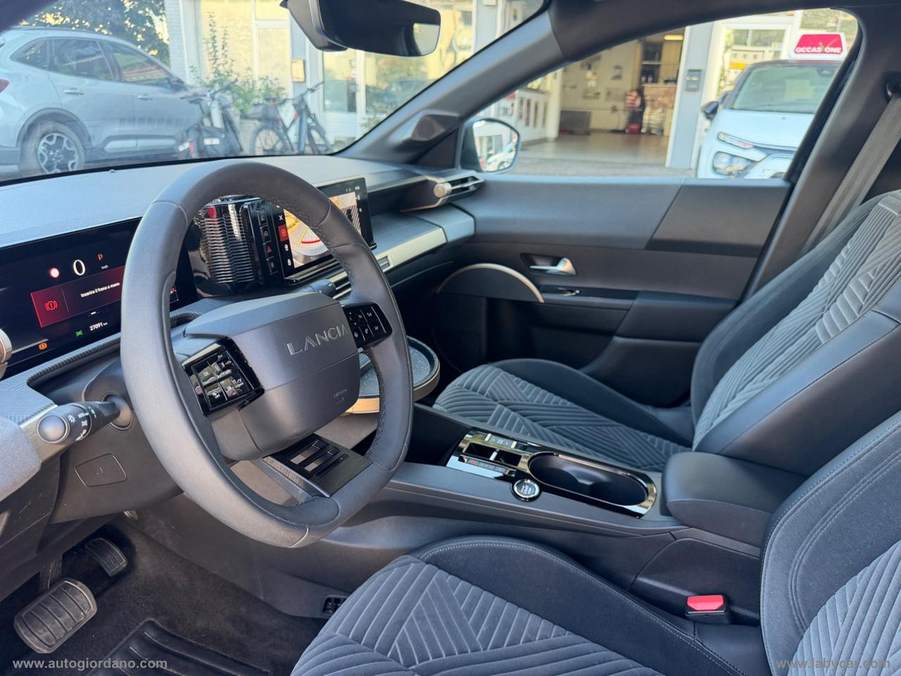 LANCIA Ypsilon Hybrid e-DCT LX
