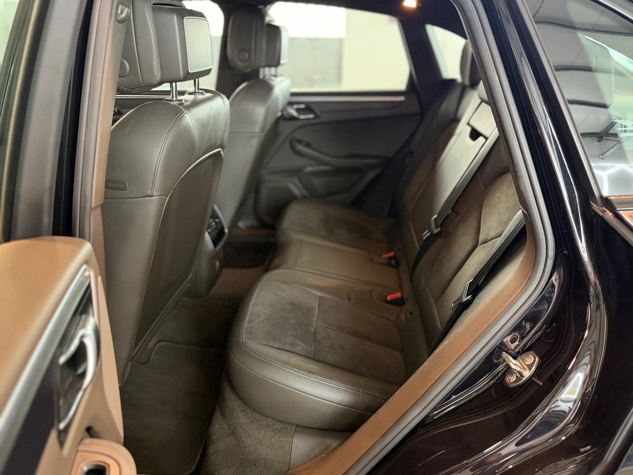 Porsche Macan 2.0 Benz 252CV Platnium 2017