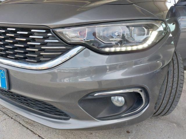 FIAT Tipo 1.4 5 porte Lounge Navig Retroc sensori cerchi 17