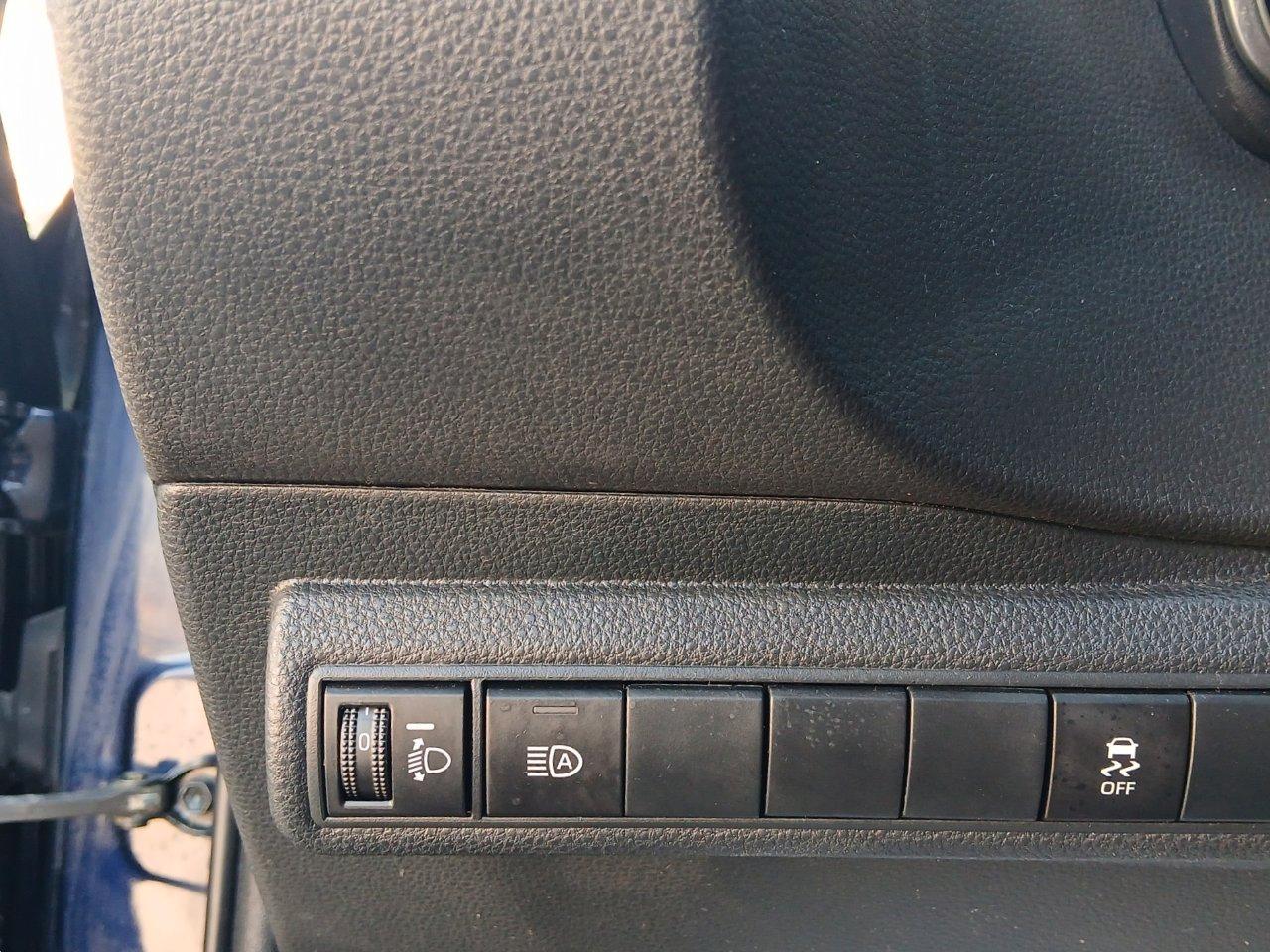Toyota Corolla 1.8h Business cvt