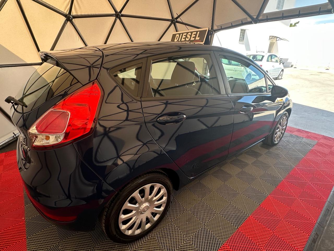 Ford Fiesta 1.5 TDCi 75CV 5 porte Business