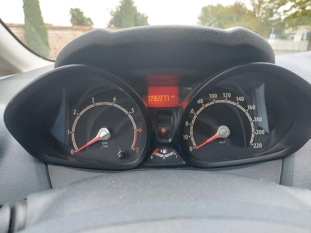 Ford Fiesta 1.2 benzina 5p unico proprietario (neopatentati)