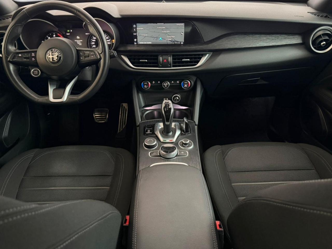 Alfa Romeo Stelvio 2.2 Turbodiesel 160 CV AT8 RWD Super Business