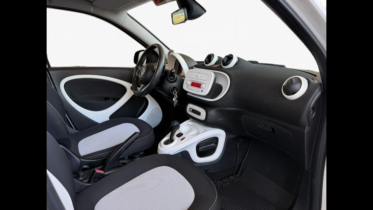 SMART Forfour II 2015 - Forfour 1.0 Passion 71cv twinamic