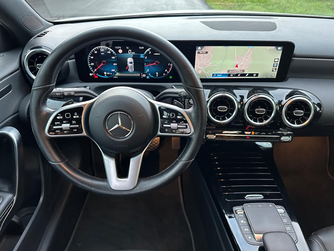Mercedes-benz A 180 Automatic Sport - 2022