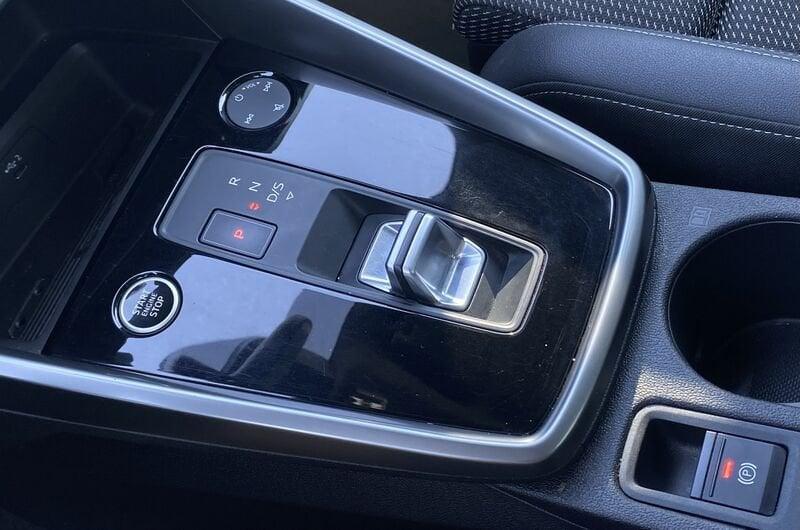 Audi A3 SPB S Line interno ed esterno 2.0 TDI 150CV S-Tronic 35
