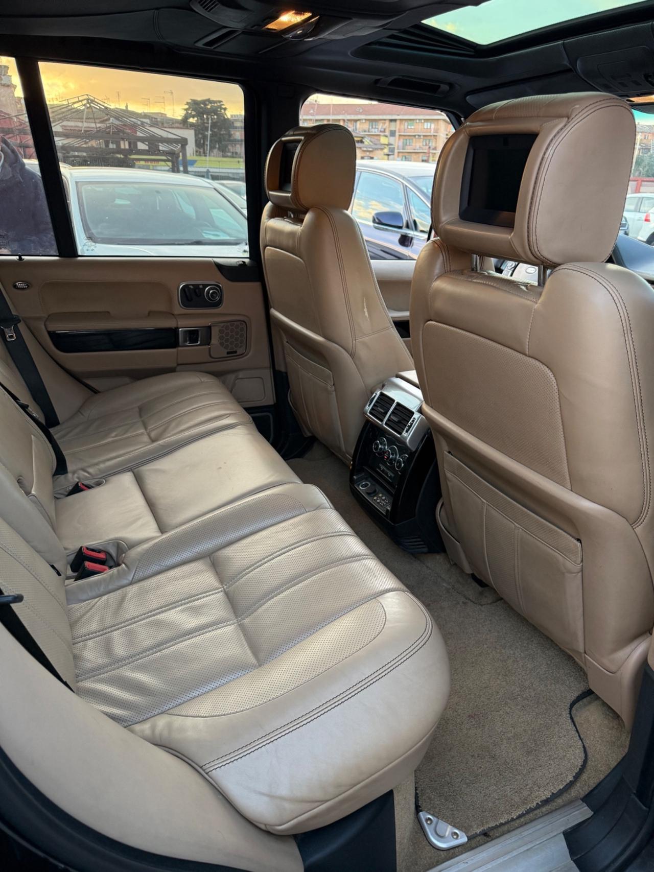 Range 4.4 TDV8 Autobiography-strafull-