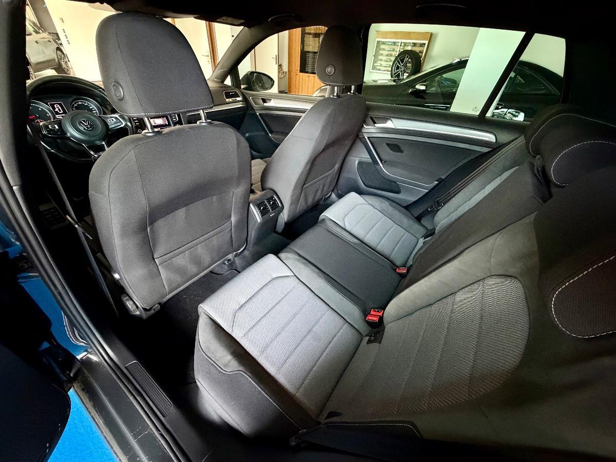 Volkswagen Golf 2.0 tdi R-Line 150cv