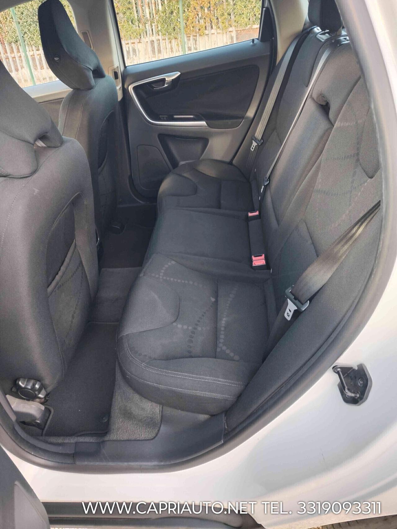 Volvo XC 60 XC60 D5 AWD Geartronic Kinetic