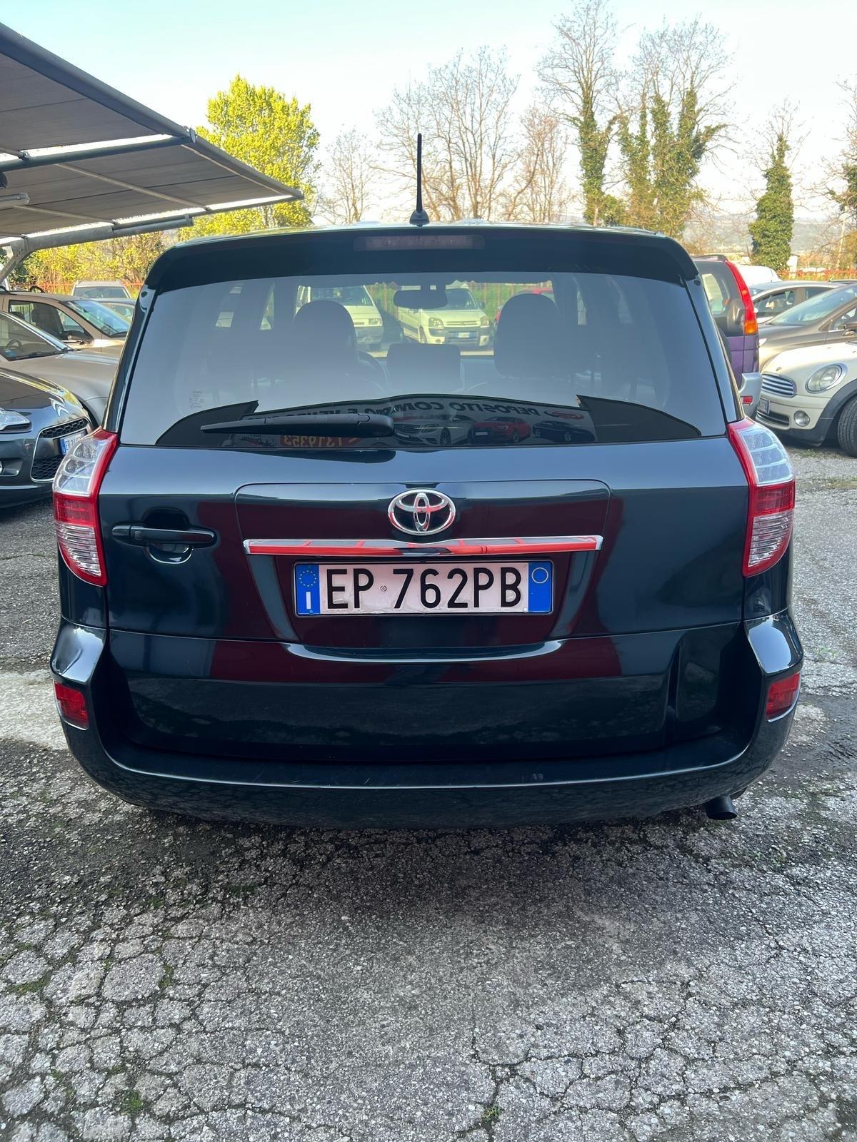 Toyota RAV 4 RAV4 Crossov. 2.2 D 150 CV Style 2013