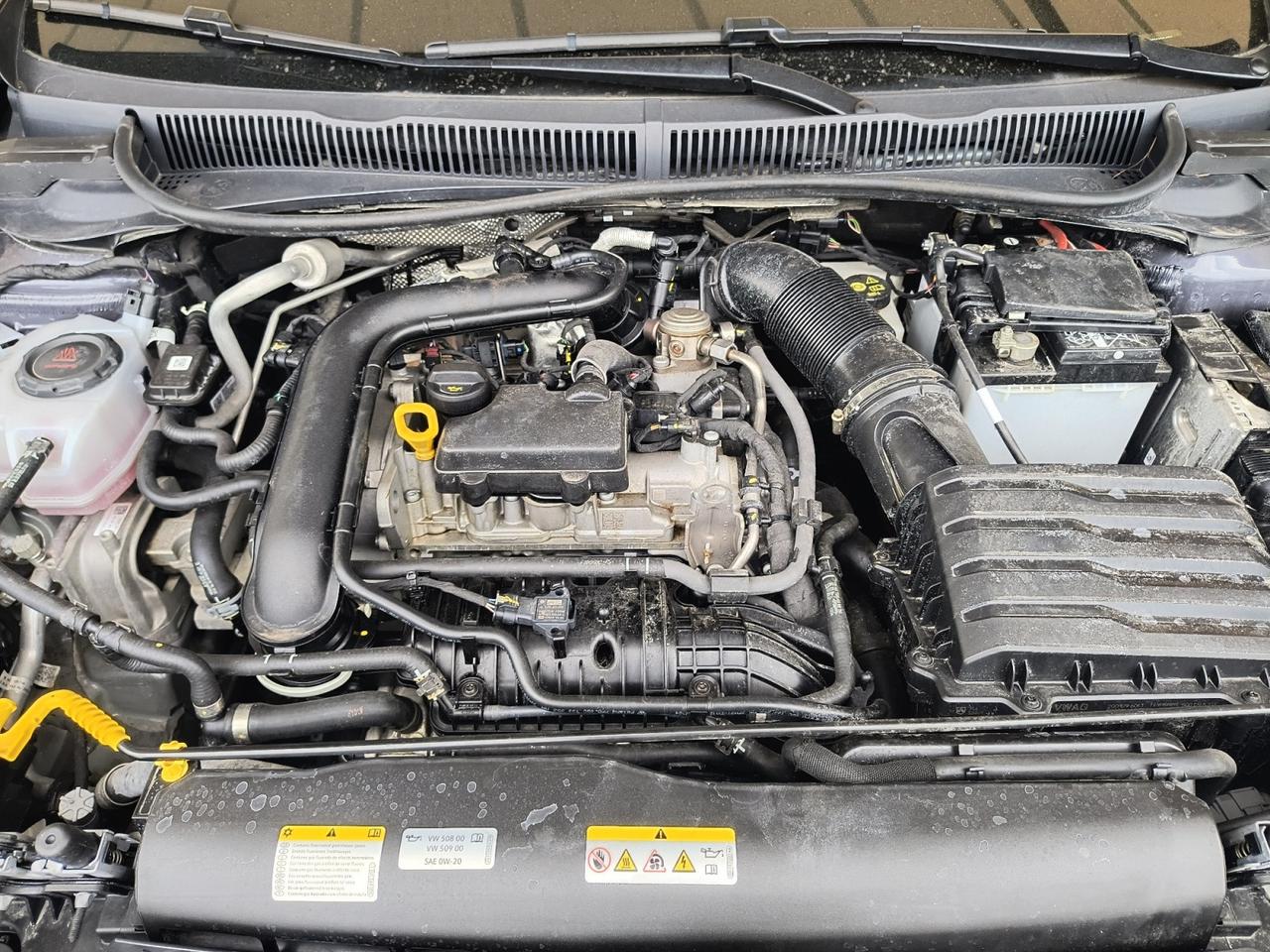 VOLKSWAGEN Taigo - Taigo 1.0 tsi R-Line 115cv