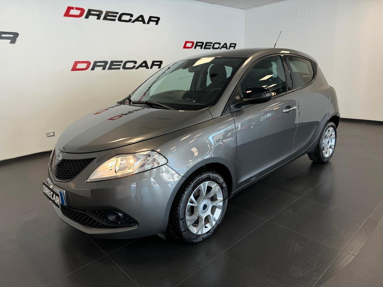 Lancia Ypsilon 1.2 69 CV 5 porte S&S Gold 30.000 KM UNIPROP.