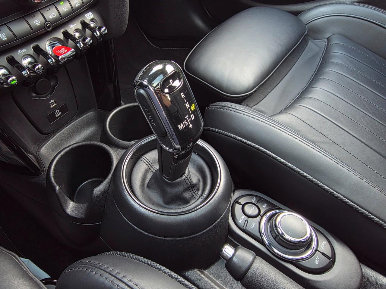 Mini Cooper 5p 1.5 136cv YOURS Aut. / TETTO+LED+PELLE