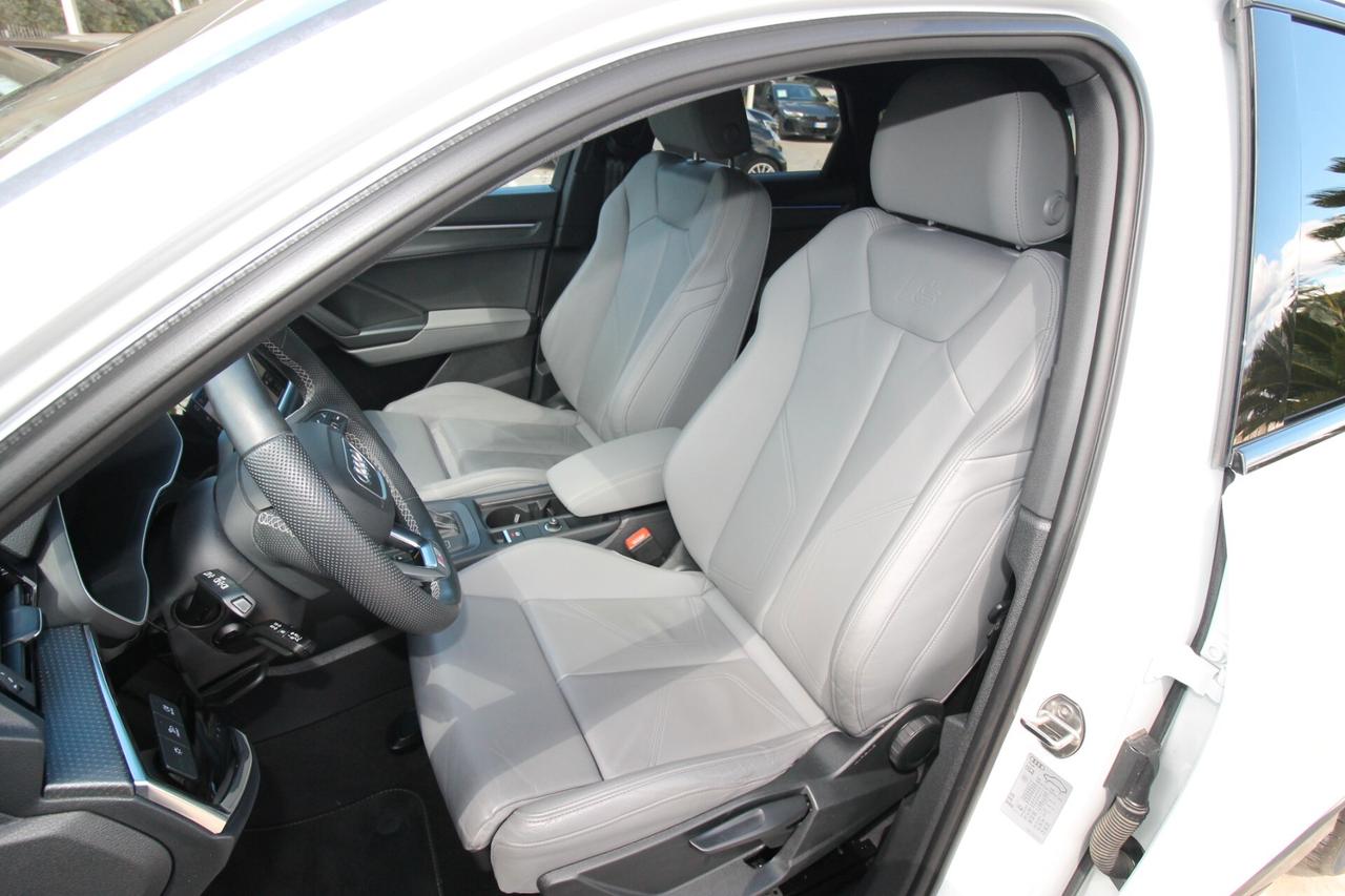 Audi Q3 SPB 45 TFSI e Identity Black|2024