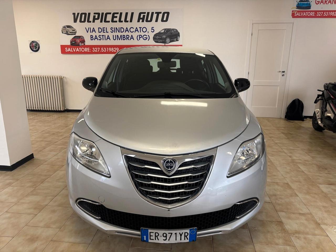 LANCIA YPSILON ANNO 2013 bz 1.2 ADATTA NEOPATENTATI KM 209 mila