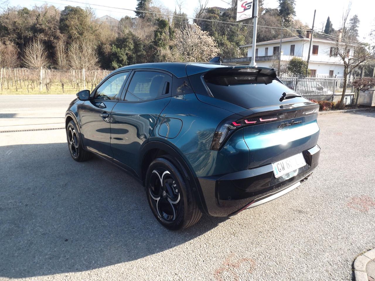 Alfa Romeo Junior 1.2 136 CV Hybrid eDCT6 Speciale