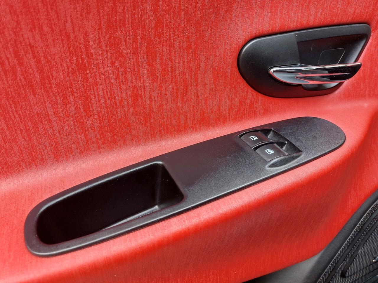 Lancia Ypsilon 1.2 69 CV 5 porte GPL Gold