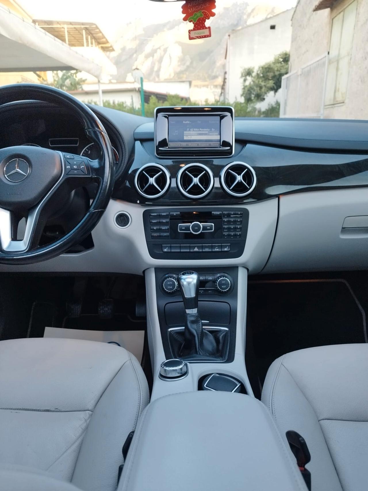 Mercedes-benz B 180 B 180 CDI Premium