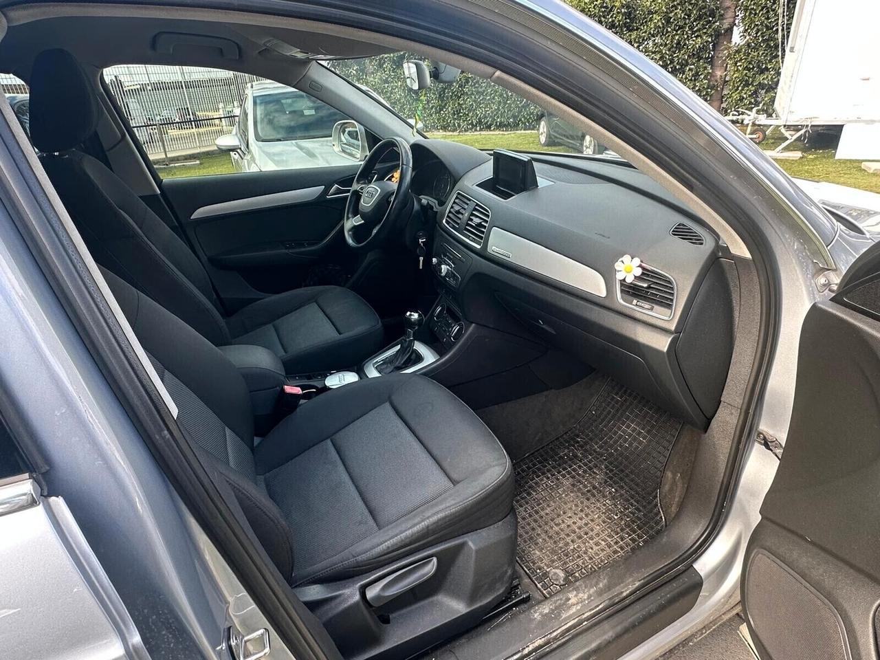 Audi Q3 2.0 TDI 150 CV QUATTRO S tronic FARI LED-NAVIG-CERCHIO IN LEGA TOP