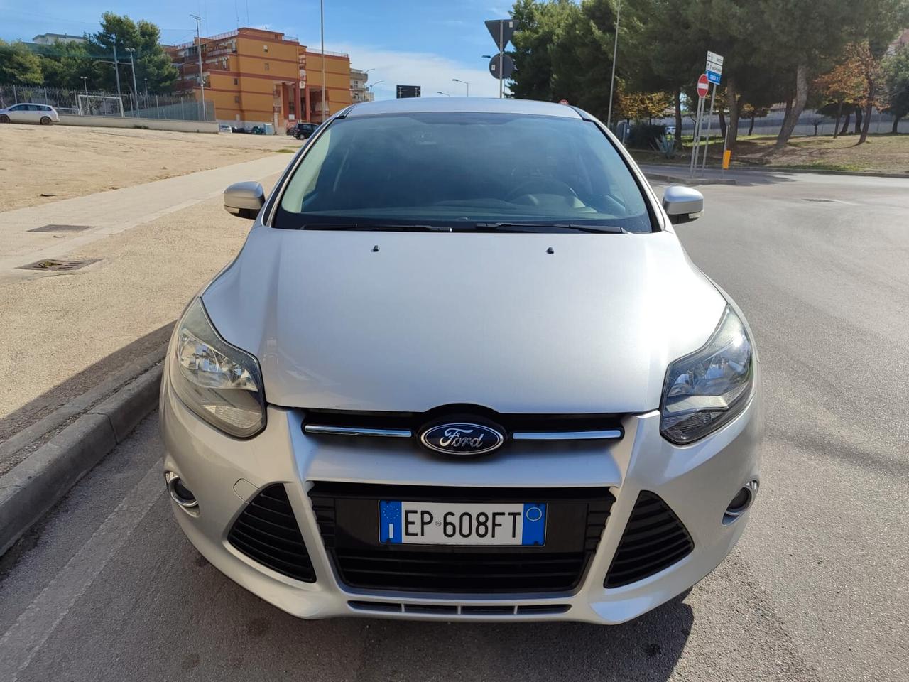 Ford Focus 1.6 TDCi 115 CV Titanium PARI AL NUOVO!!!