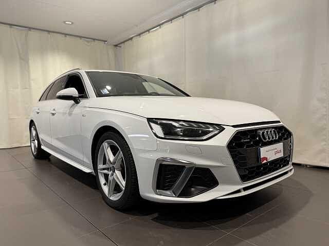 Audi A4 Avant 40 TDI quattro S tronic S line edition