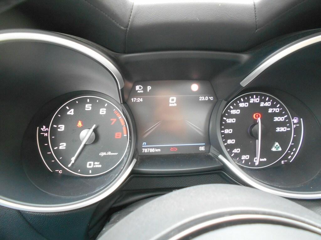 Alfa Romeo Stelvio 2.9 Bi-Turbo Quadrifoglio Q4 Auto
