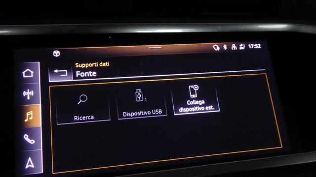 AUDI Q3 35 TDI Quattro S-Tronic Business