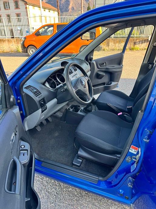 Subaru Justy 2006 5p 1.3 G3x AWD 4x4