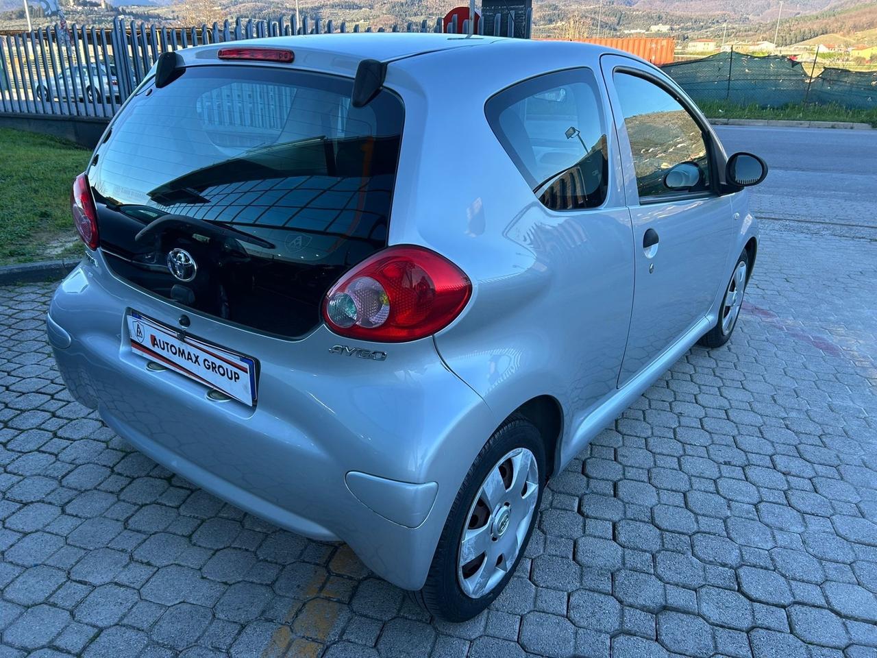 Toyota Aygo 1.0 12V VVT-i 3 porte SOUND