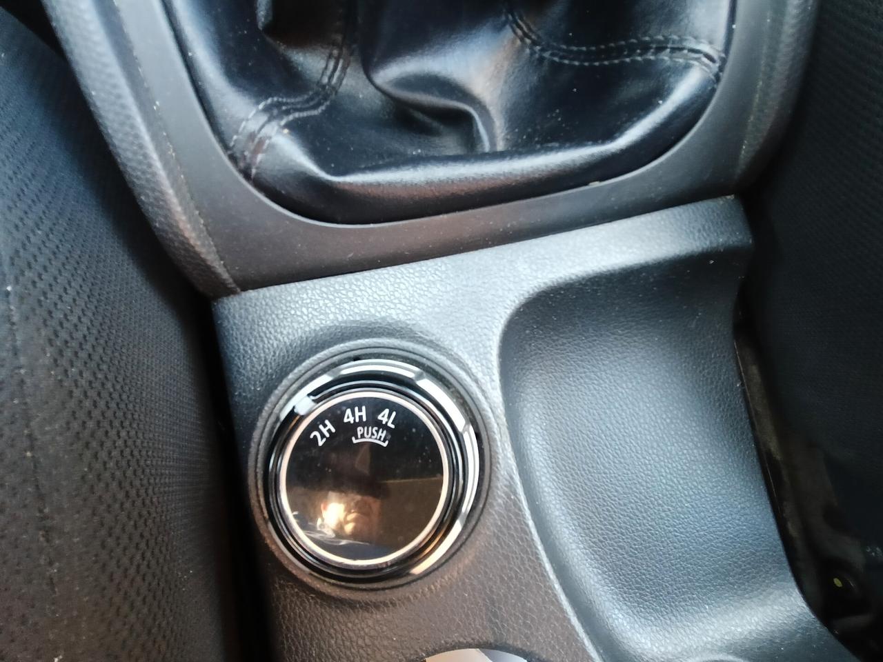 Mitsubishi L200 2.4 DI-D/154CV Double Cab Inform