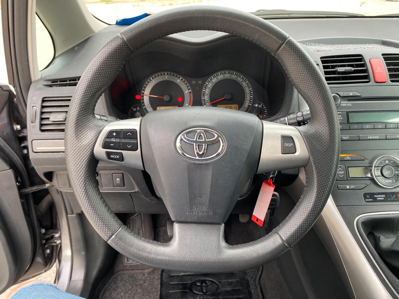 Toyota Auris 1.4 D-4D 5 porte Active