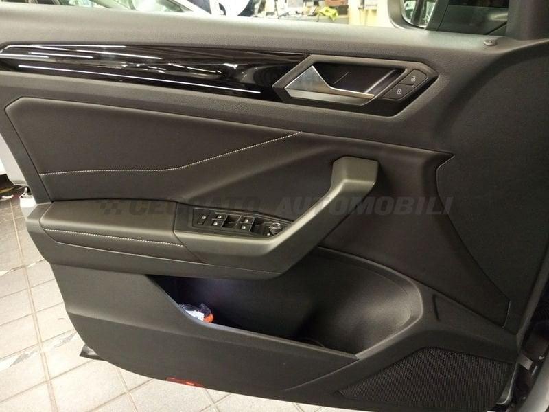 Volkswagen T-Roc 1.5 TSI ACT DSG R-Line