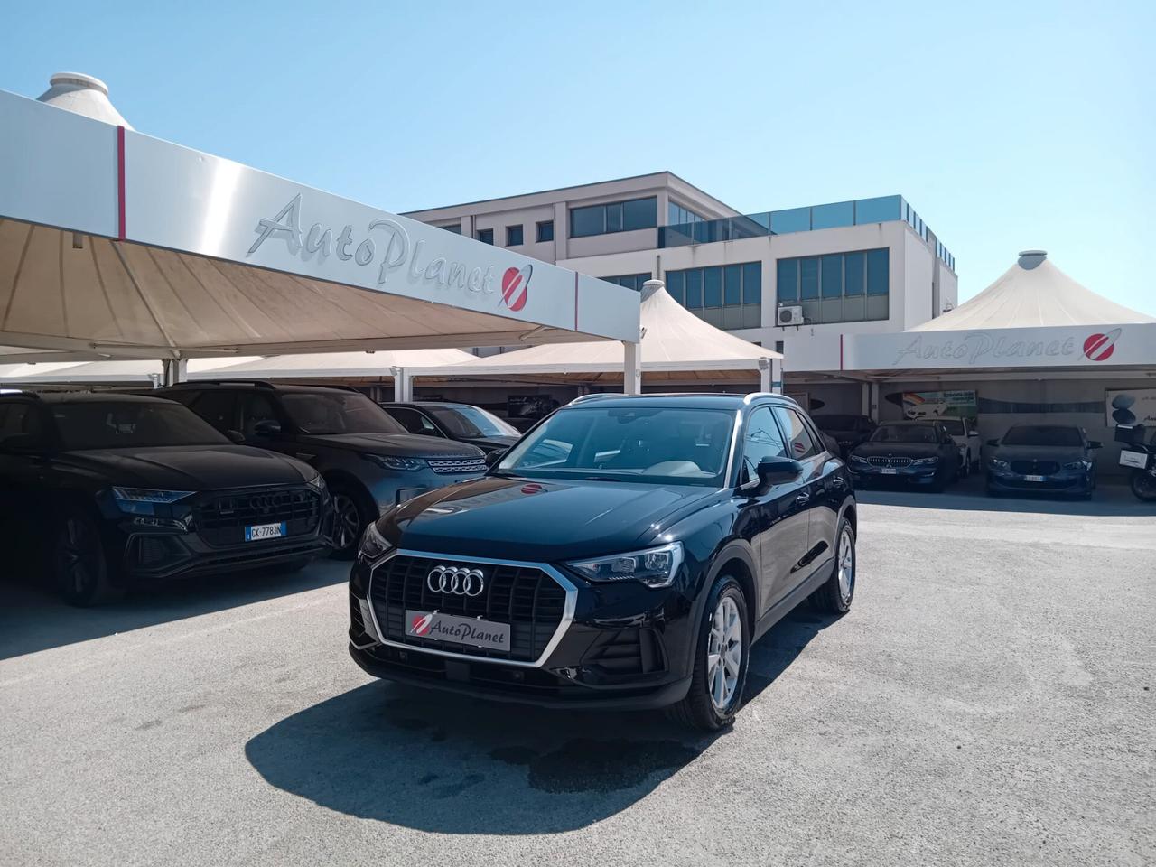 Audi Q3 35 TDI S tronic Business