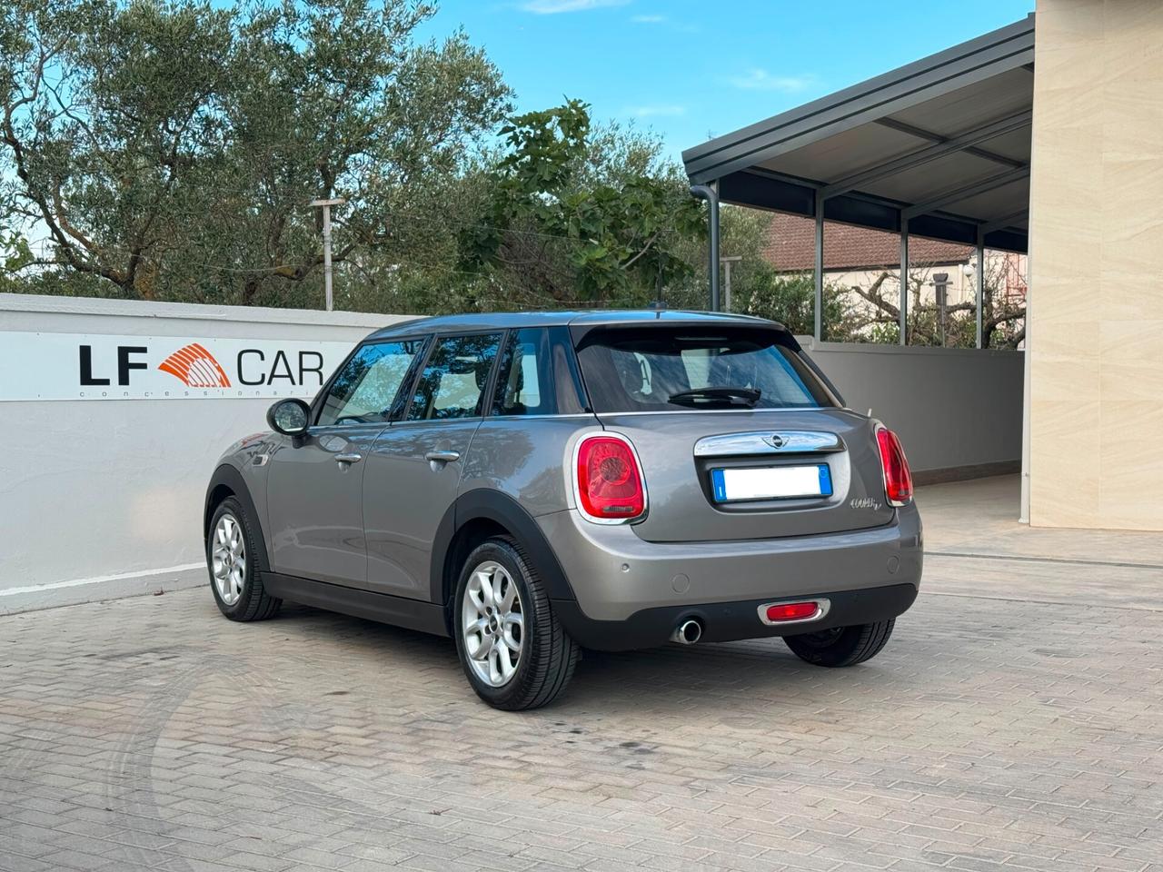 Mini 1.5 Cooper D Business XL 116 cv