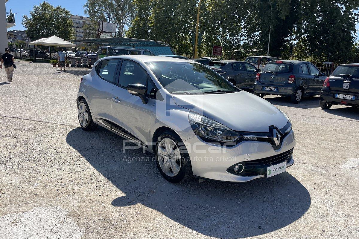 RENAULT Clio 1.2 75CV 5 porte Live