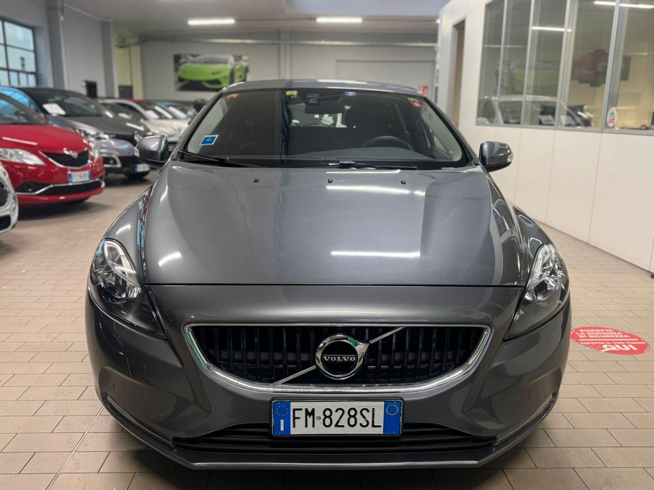 Volvo V40 T2 Kinetic PREZZO REALE!!