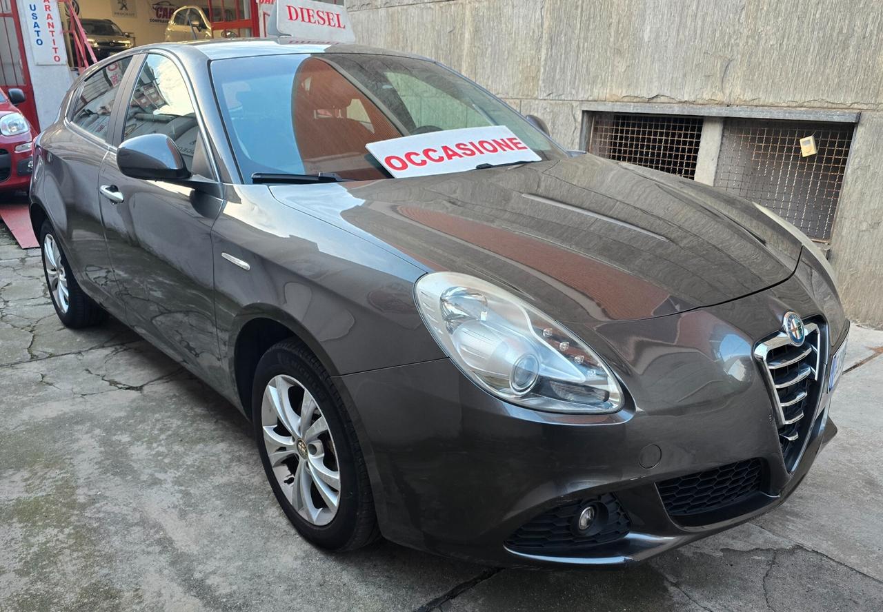 Alfa Romeo Giulietta 1.6 JTDm-2 105 CV Distinctive