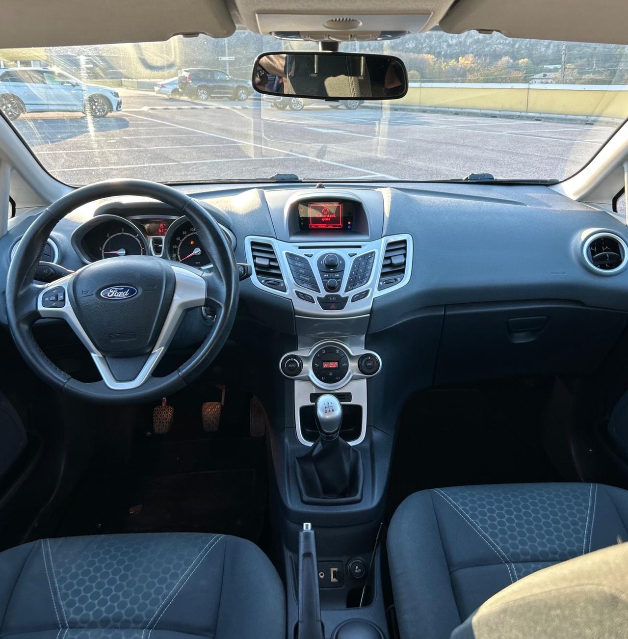 Ford Fiesta 1.4 TDCi 5p. Titanium Neopatentati